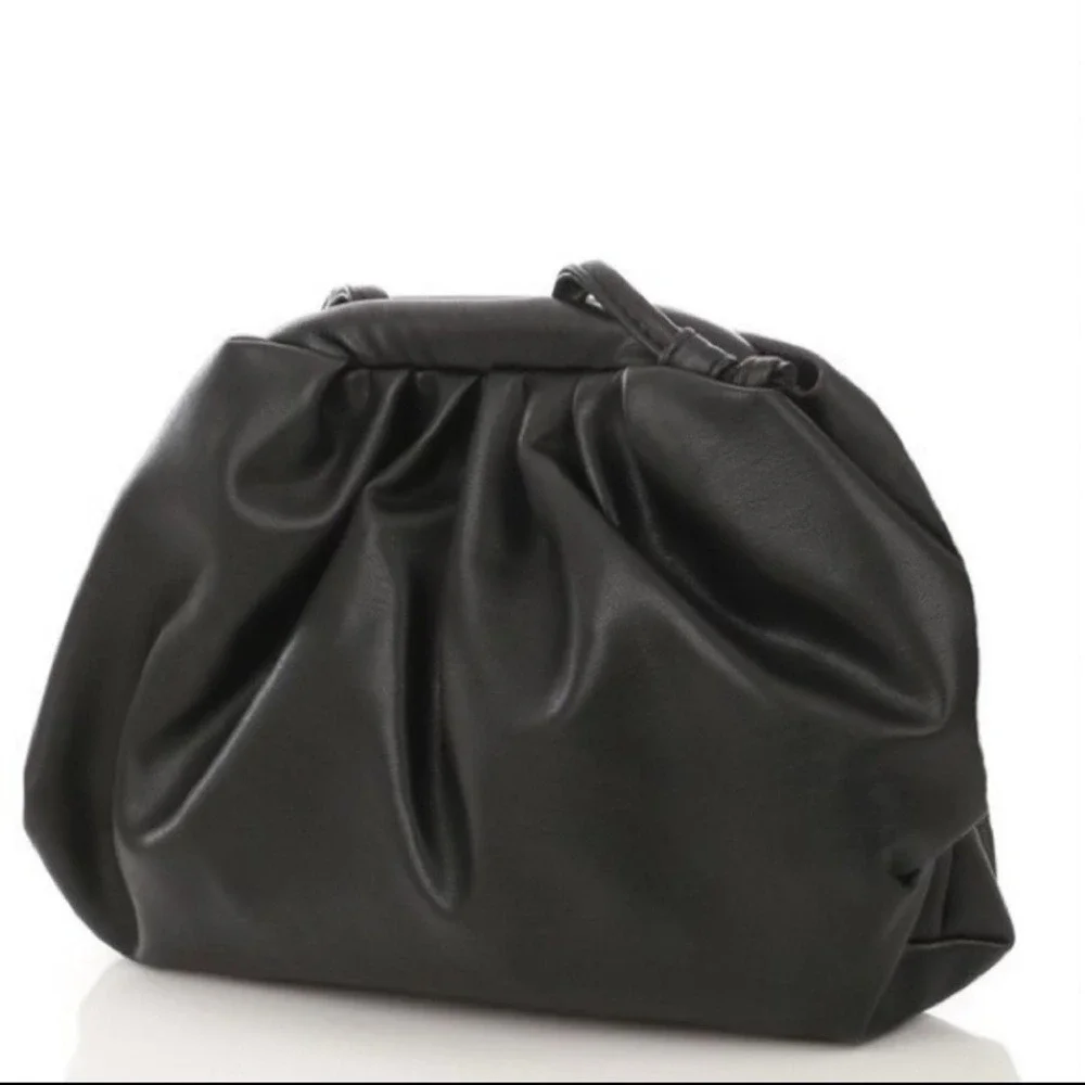 NWT Black Faux Leather Crossbody Clutch Bag Vegan Minimalist Old Money Classic